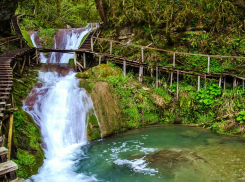 Изменилось время осмотра Агурских водопадов