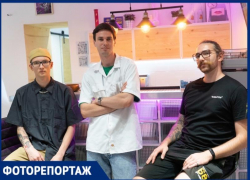 «Здесь раньше был бункер»: обзор барбешопа «Свои» в Сочи