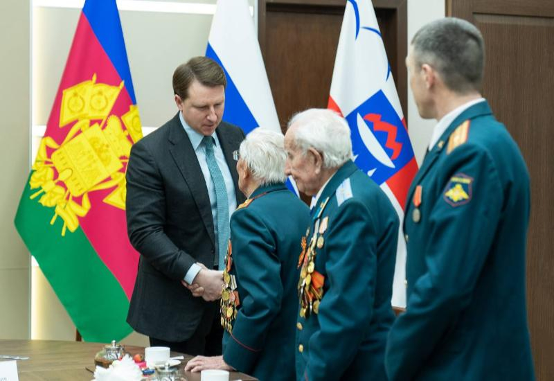 Мэр Сочи в годовщину СВО встретился с защитниками России