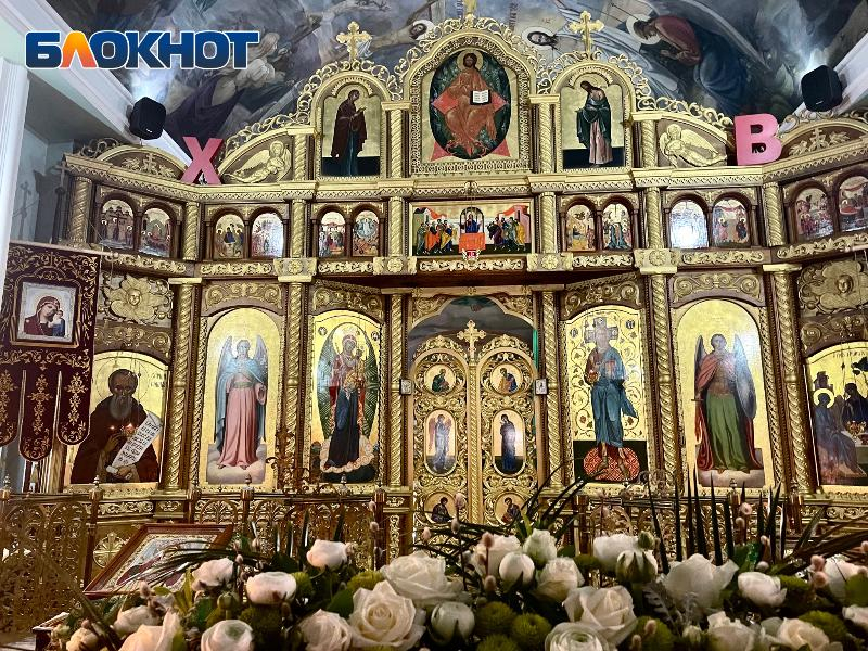 «Сейчас как никогда нам нужно молиться»: православные сочинцы встретили Вербное воскресенье