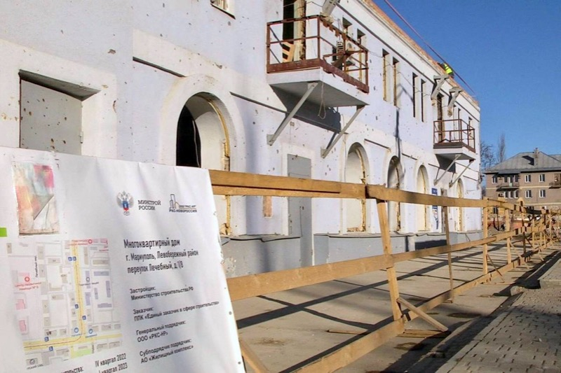 Сочинские строители ведут активные восстановительные работы в Мариуполе